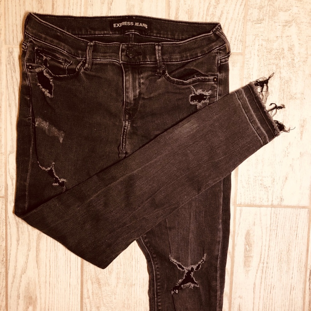 EXPRESS black destroyed jean — Size 8